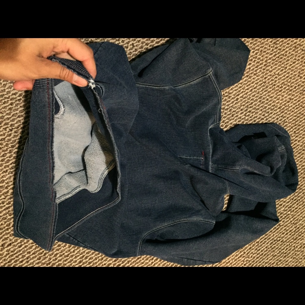 Sweater - Picture 3 of 4